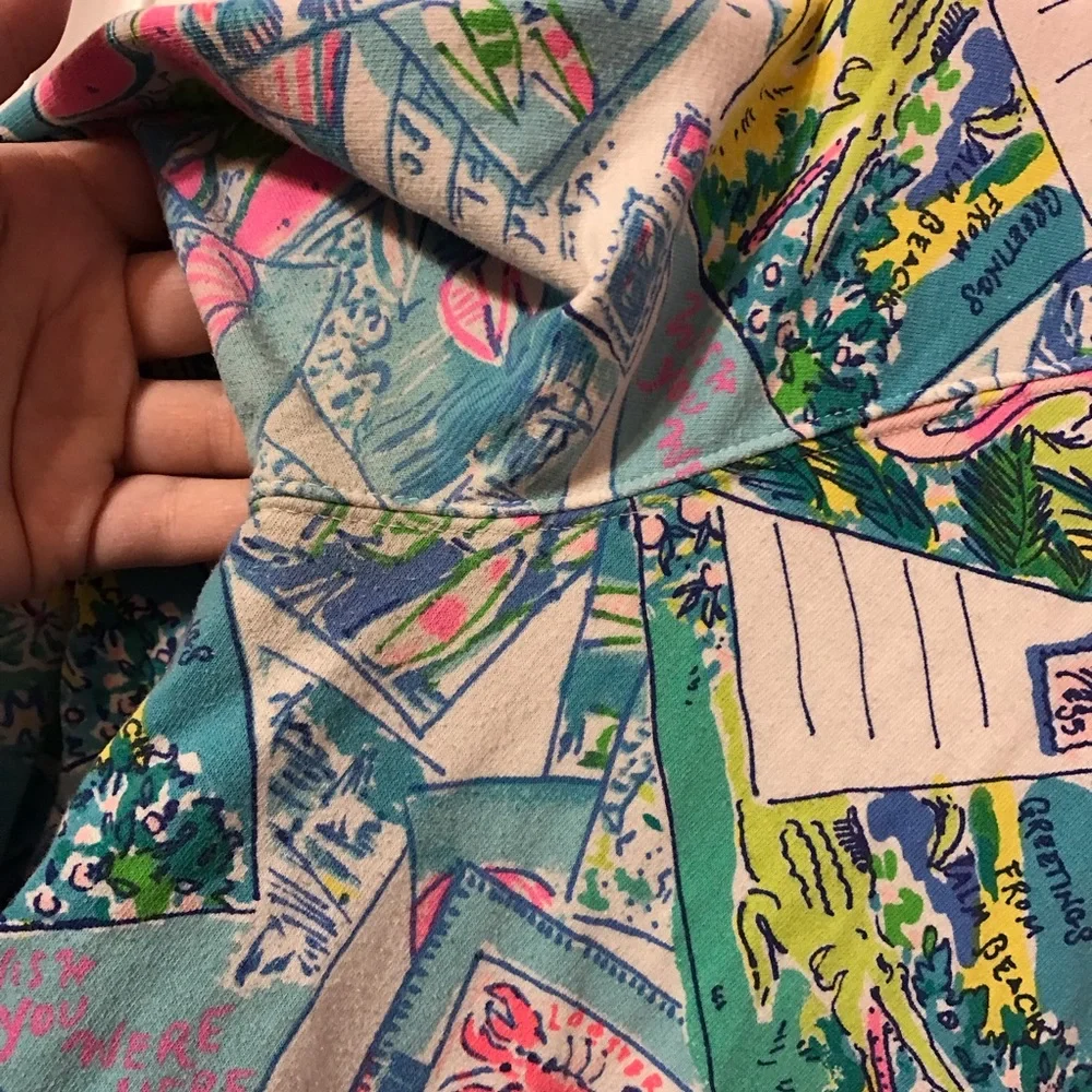 Lilly Pulitzer Popover Skipper in Wish You Were Here size small - Picture 3 of 6